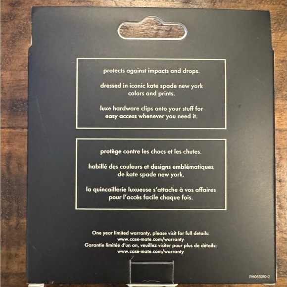 Kate Spade AirPods Pro Case - Picture 4 of 11